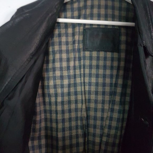 1970s Vintage Black Leather Jacket, Size S/M, Black Notched Collar - Picture 6 of 10